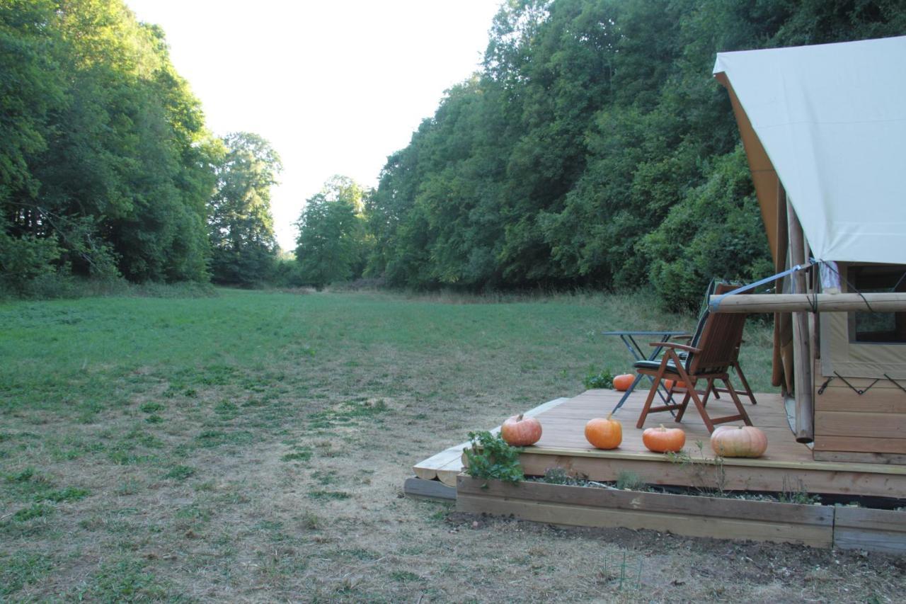 Chez Tombivouac Villa Pierrefonds Eksteriør bilde