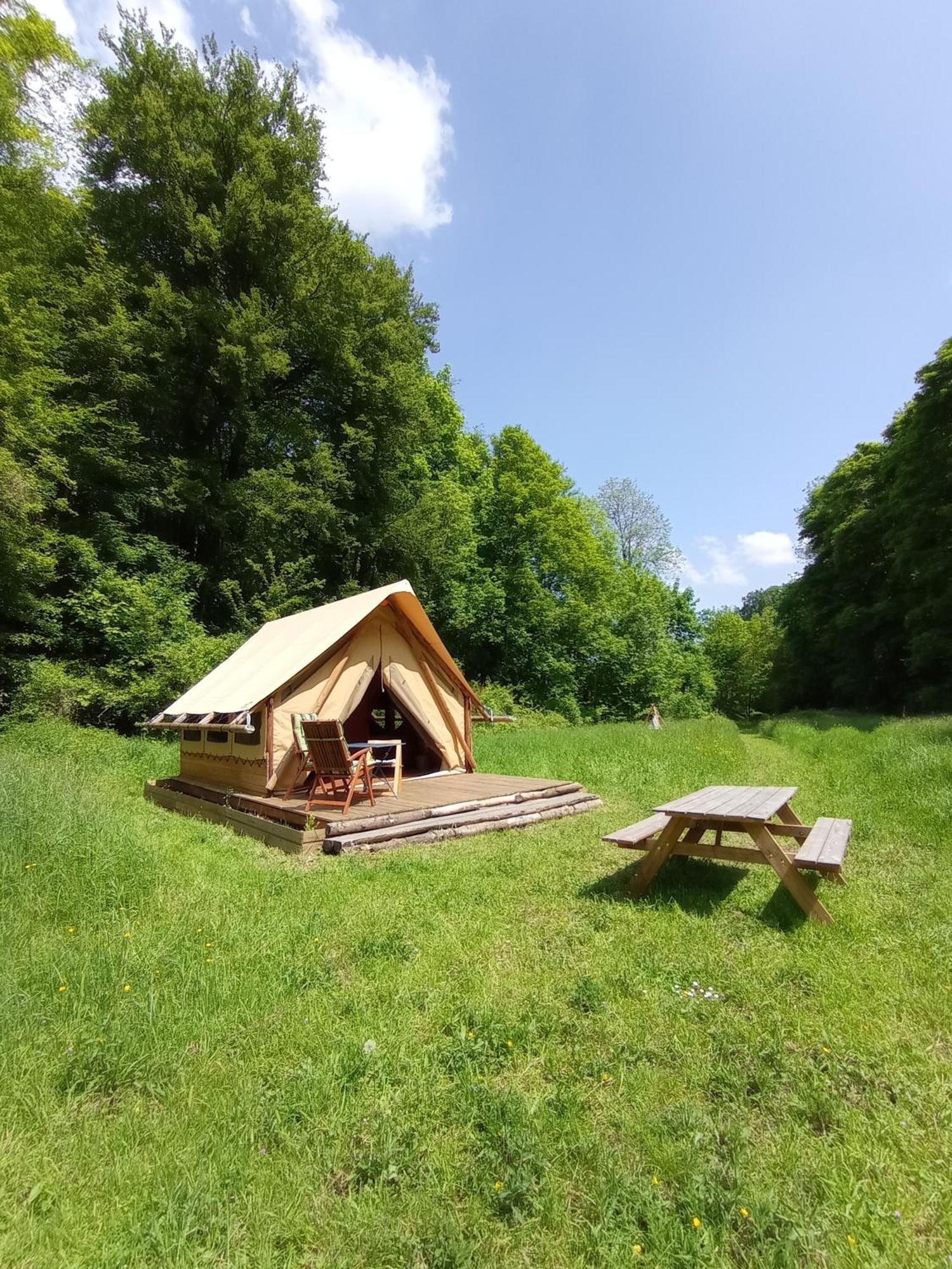 Chez Tombivouac Villa Pierrefonds Eksteriør bilde