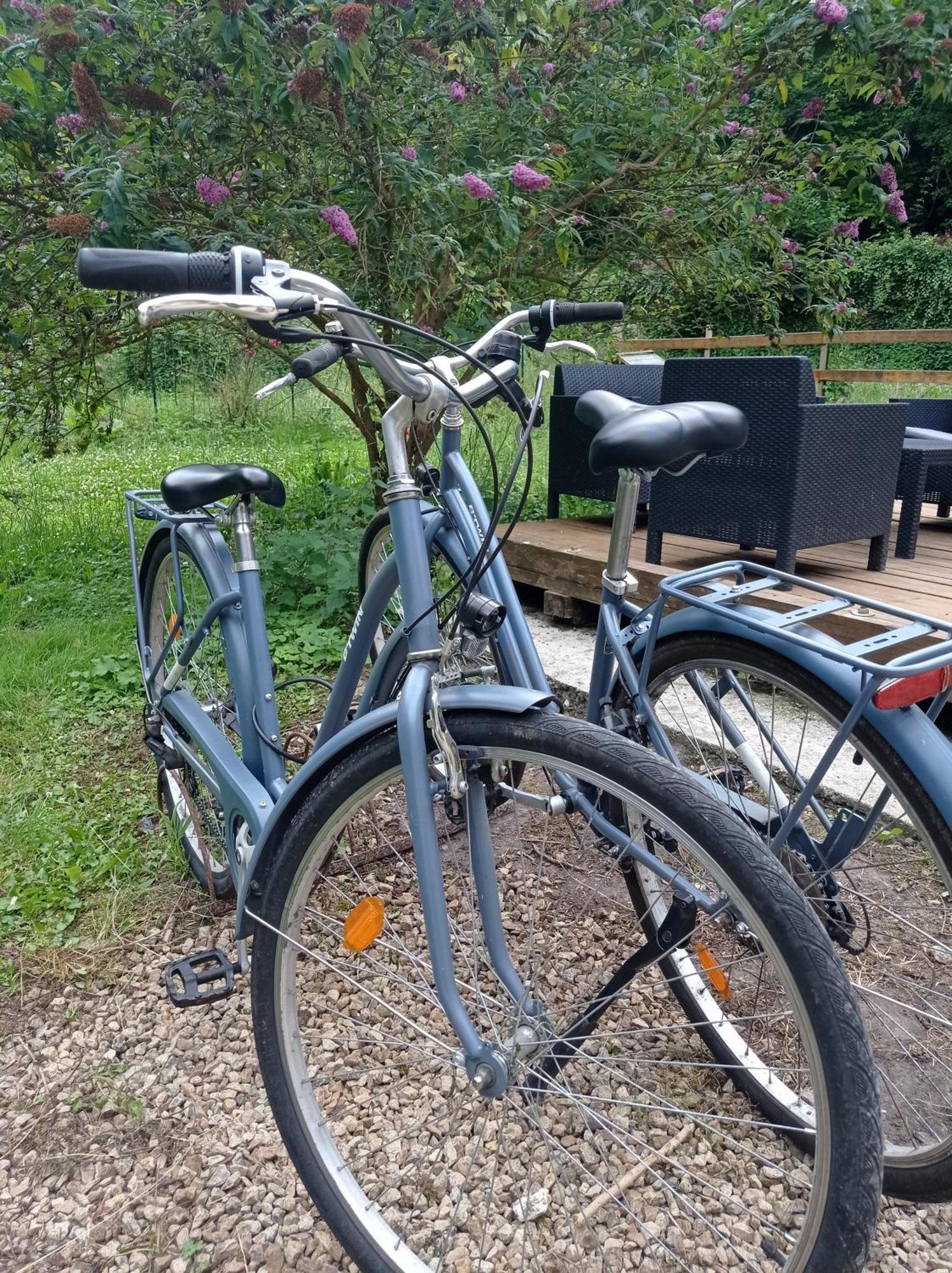Chez Tombivouac Villa Pierrefonds Eksteriør bilde