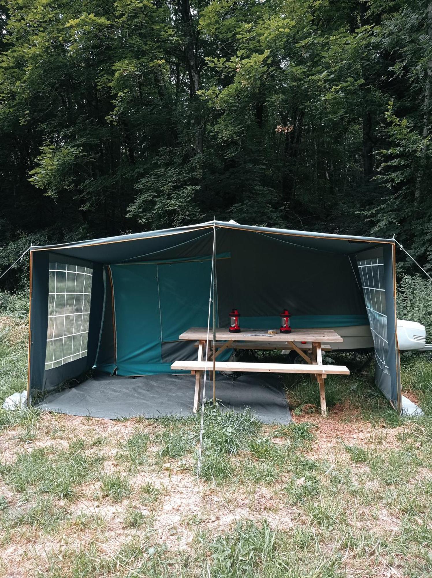 Chez Tombivouac Villa Pierrefonds Eksteriør bilde